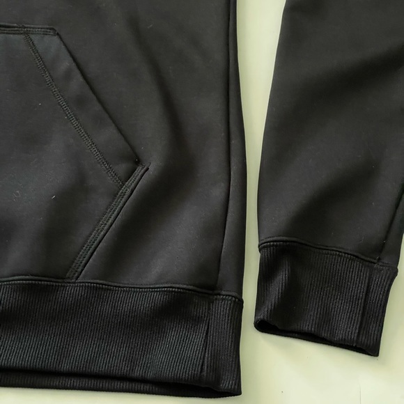 Under Armour Loose Black Women's / Junior Fleece Printed -Logo Hoodie Sz S/P - Picture 5 of 10